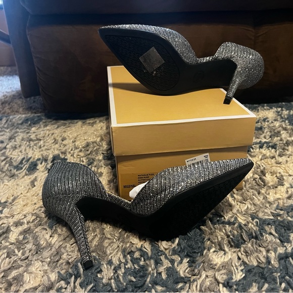 Michael Kors glitter chain mesh high pump, 8.5 M brand new in box - Picture 5 of 5